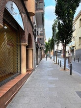 Retail in Santa Coloma de Gramenet, Barcelona for lease Interior Photo- Image 2 of 12