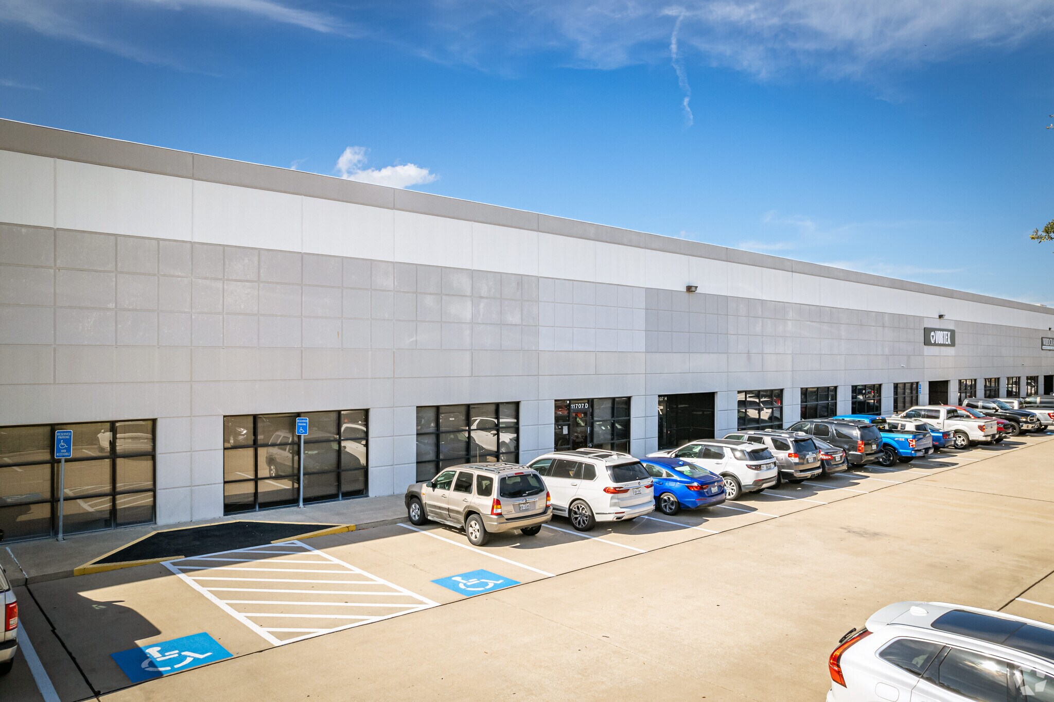 11727 S Sam Houston Pky W, Houston, TX for lease Building Photo- Image 1 of 5