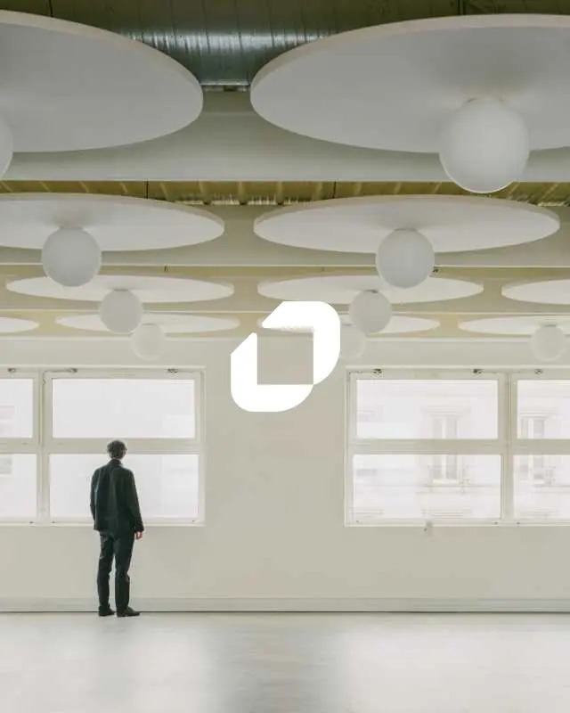 Office in Montreuil for lease Building Photo- Image 1 of 12