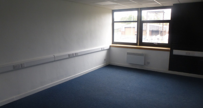 Robottom Clos, Walsall for lease Interior Photo- Image 2 of 3