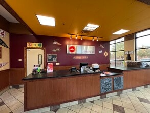 7126-7220 Fulton Dr, Canton, OH for lease Interior Photo- Image 2 of 11