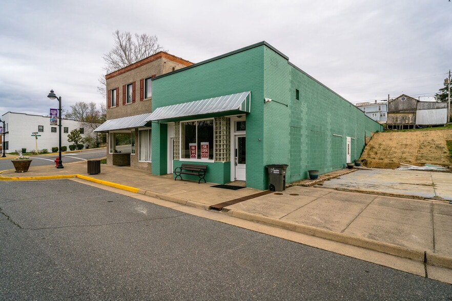 500-502 First St, Shenandoah, VA for sale - Building Photo - Image 2 of 22