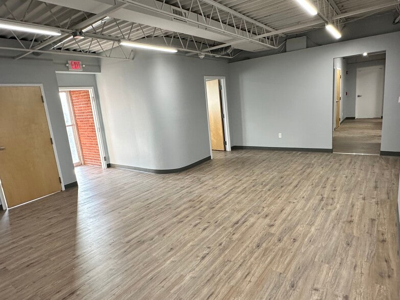 53 Hancock St, Stratford, CT for sale - Building Photo - Image 3 of 47