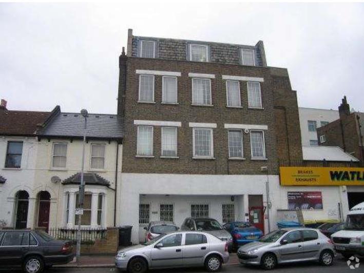 Bradgate Rd, London, LND SE6 4TT