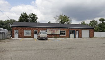 1368 State Route 131, Milford OH - Parking Garage