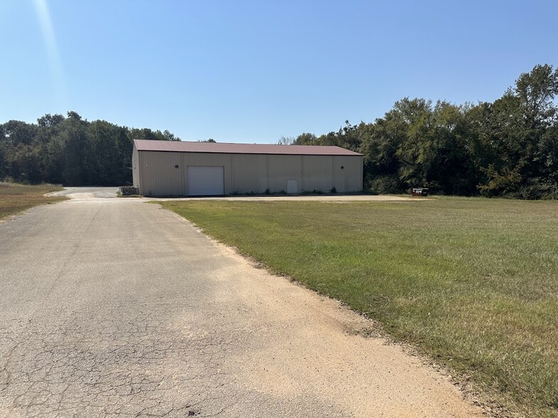 9874 County Road 2228 rd, Whitehouse, TX for sale - Primary Photo - Image 1 of 4