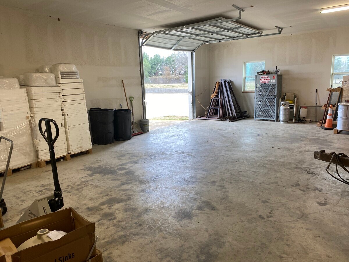 2300 Handley Ederville Rd, Fort Worth, TX 76118