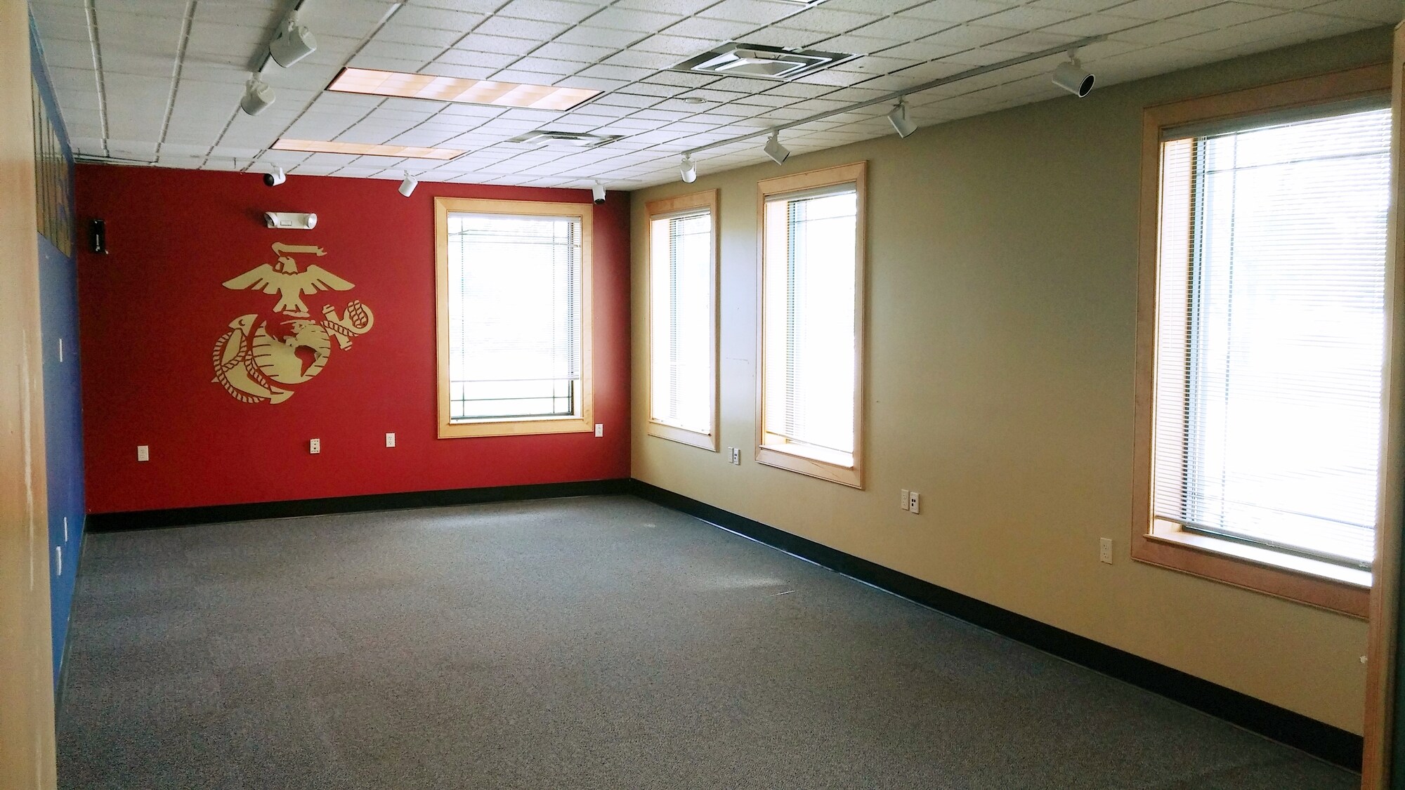 242 Bath Rd, Brunswick, ME for sale Interior Photo- Image 1 of 1