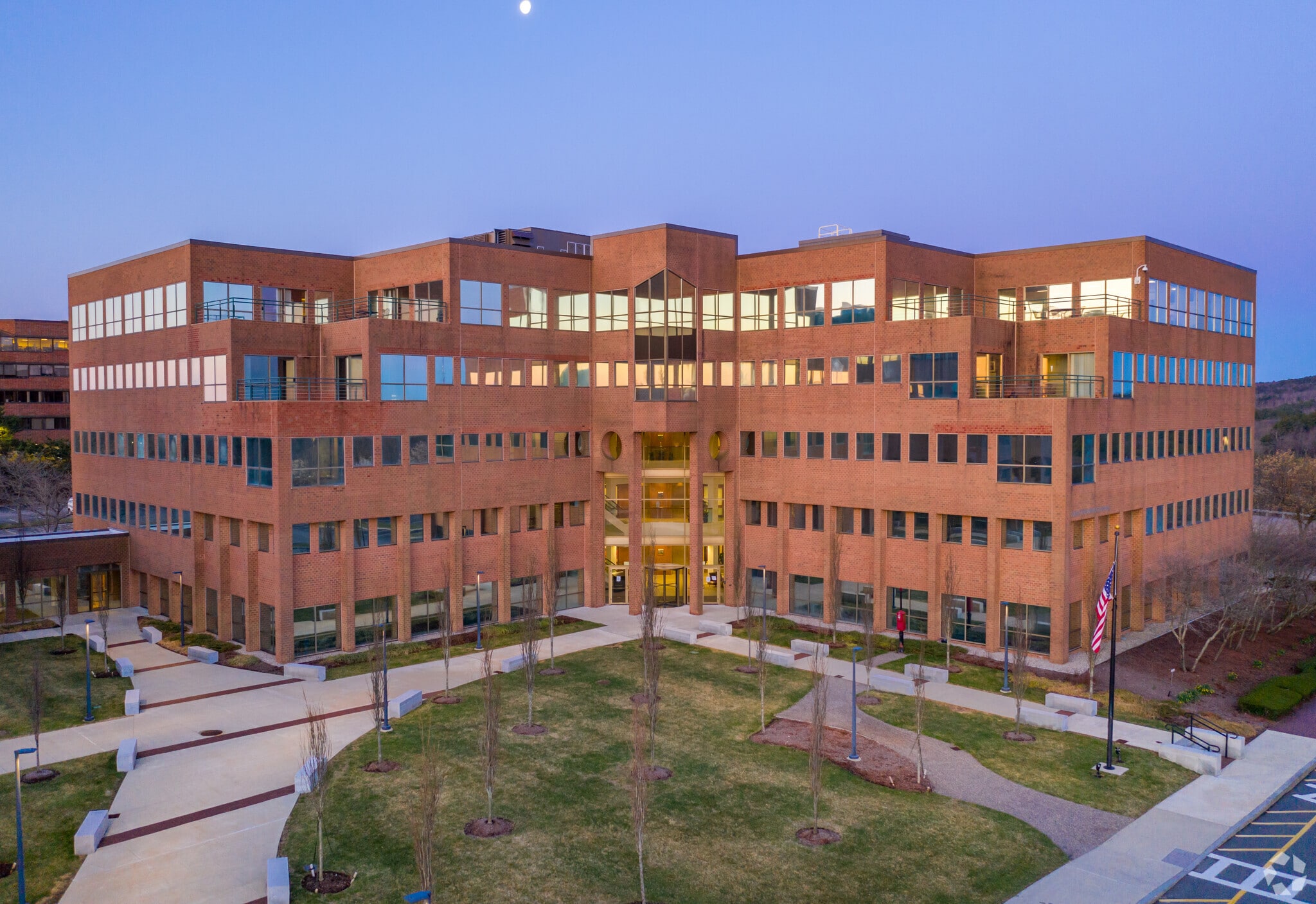 2 Batterymarch Park, Quincy, MA for lease Building Photo- Image 1 of 3