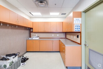 4580 Cowley Cres, Richmond, BC for lease Interior Photo- Image 2 of 15