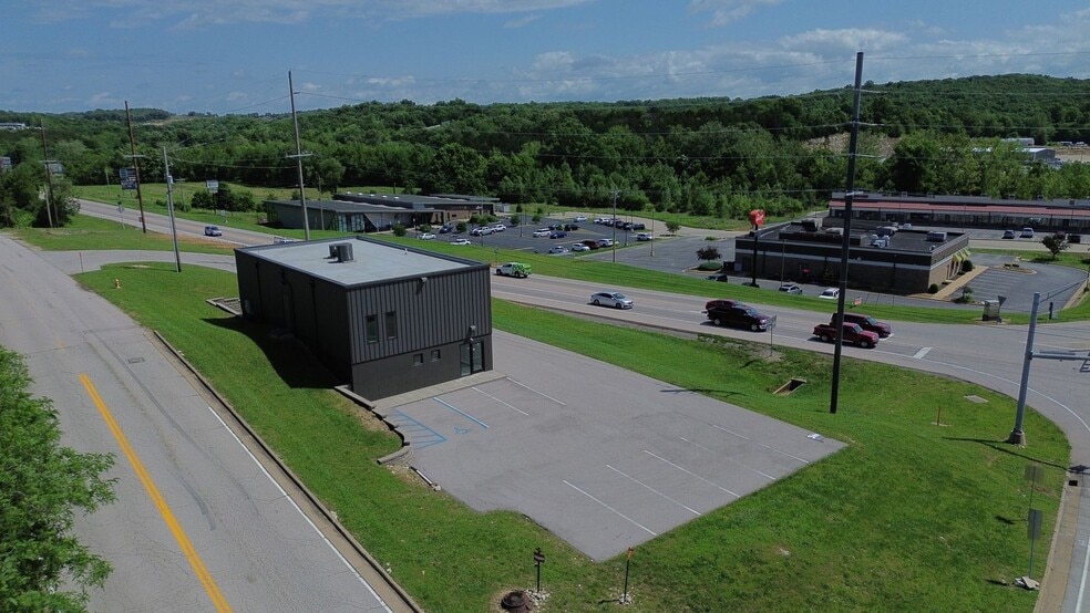 95 Independence Dr, Union, MO for sale - Building Photo - Image 3 of 20