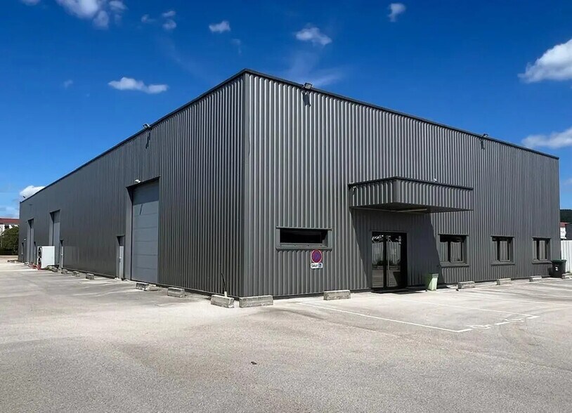 Industrial in Pontarlier for sale - Building Photo - Image 3 of 3