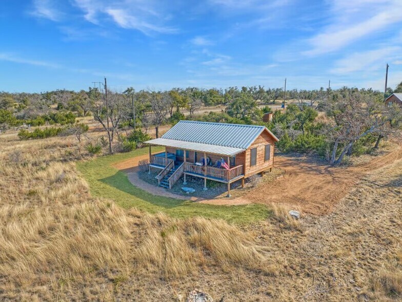 3167 Keese Rd, Fredericksburg, TX for sale - Primary Photo - Image 1 of 1