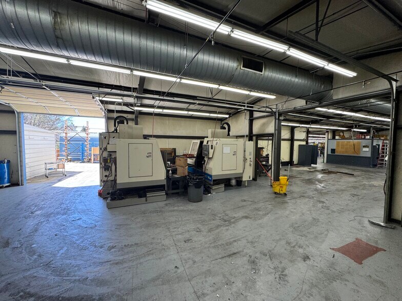 880 W Union Rd, West Union, SC for sale - Building Photo - Image 3 of 5