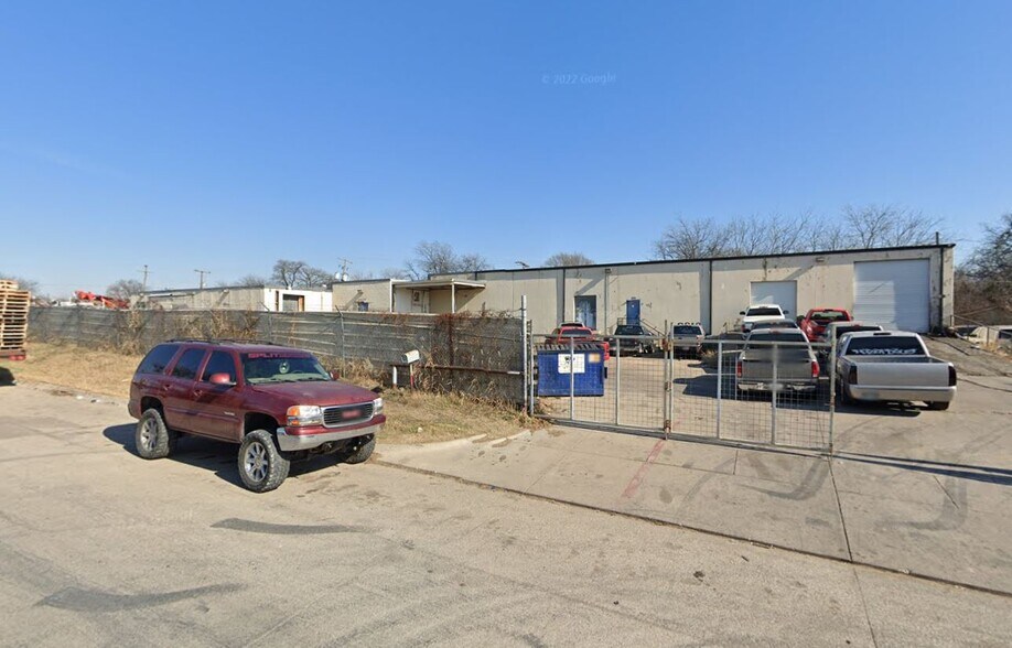 3618 N Grove St, Fort Worth, TX for sale - Building Photo - Image 1 of 1