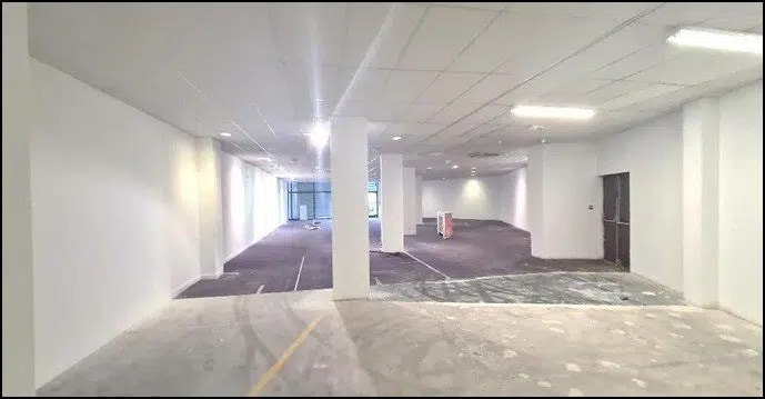 Retail in Herblay-sur-Seine for lease - Building Photo - Image 1 of 7