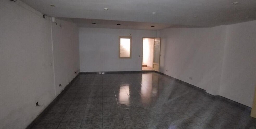 Multifamily in Malgrat de Mar, Barcelona for sale - Interior Photo - Image 3 of 9