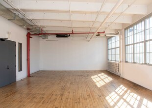 220 36th St, Brooklyn, NY for lease Interior Photo- Image 2 of 3