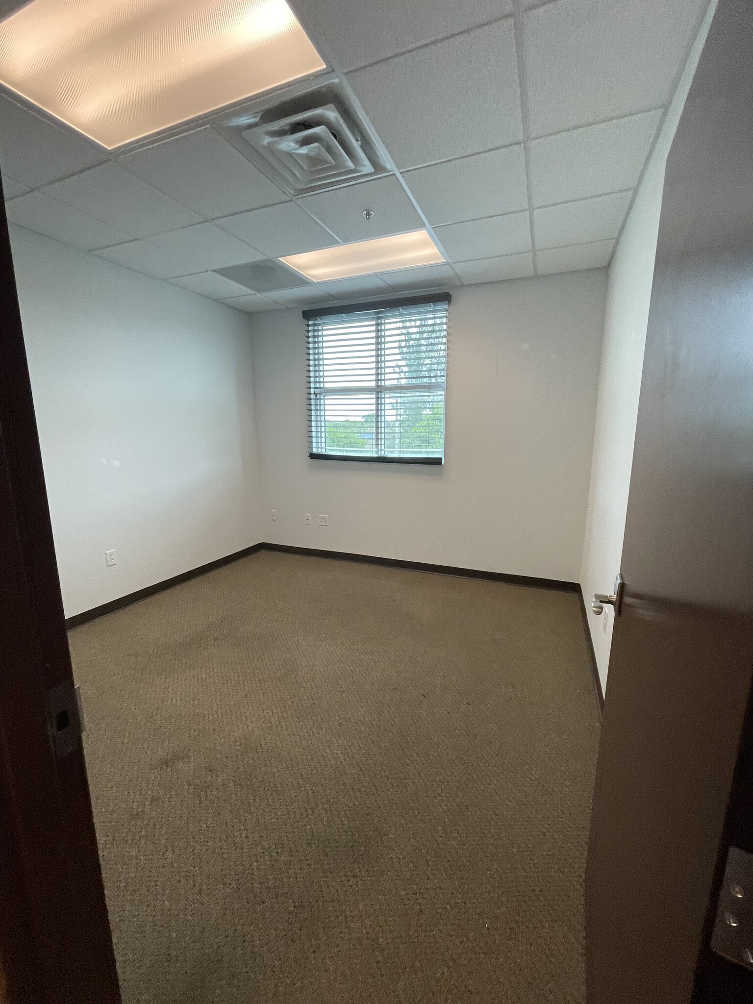 7951 Riviera Blvd, Miramar, FL for lease Interior Photo- Image 1 of 3