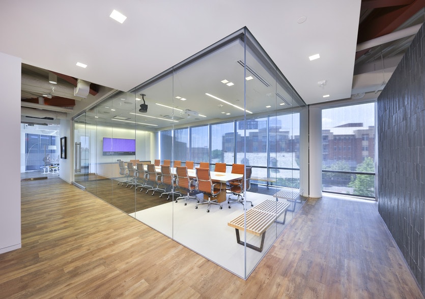 1701 Duke St, Alexandria, VA for lease - Interior Photo - Image 2 of 30