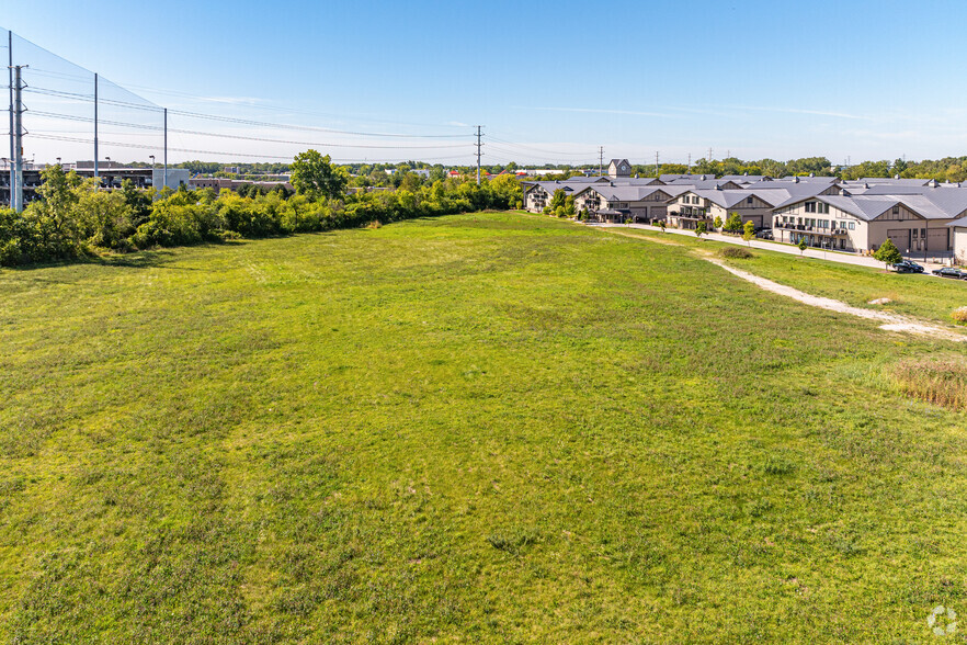 30W225 Ferry Rd, Warrenville, IL for sale - Aerial - Image 3 of 11