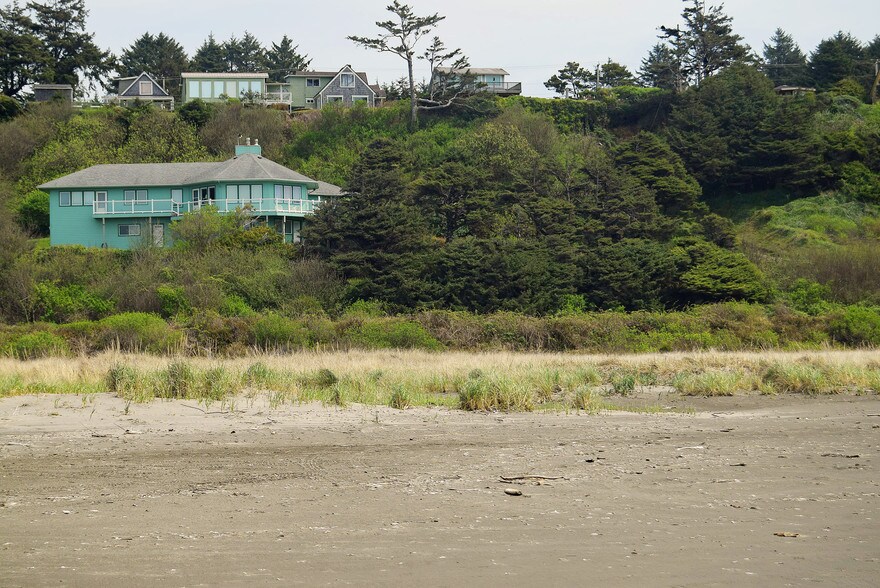 295 Sunset St, Moclips, WA 98569