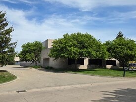 44538 Macomb Industrial Dr, Clinton Township MI - Warehouse
