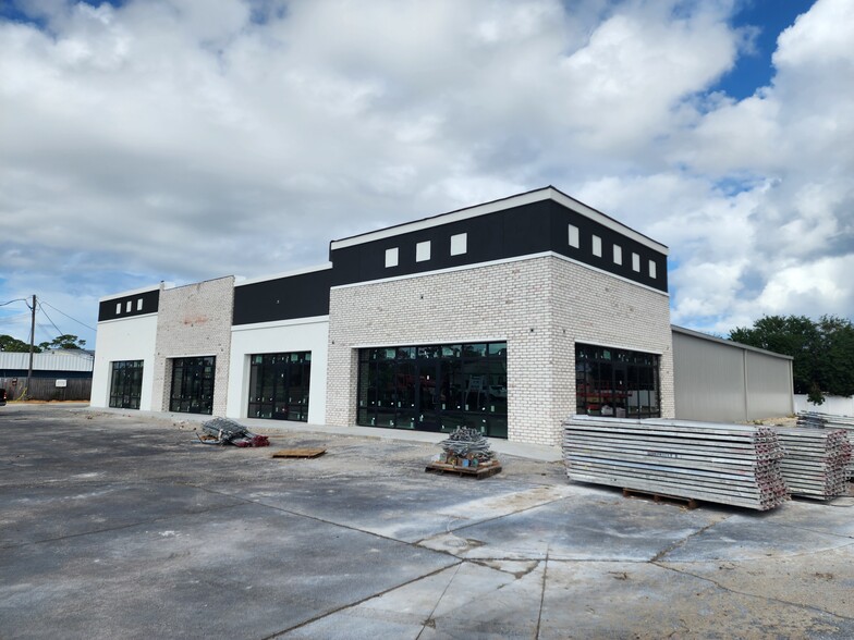 1517 S Ridgewood Ave, Edgewater, FL for lease - Building Photo - Image 3 of 3