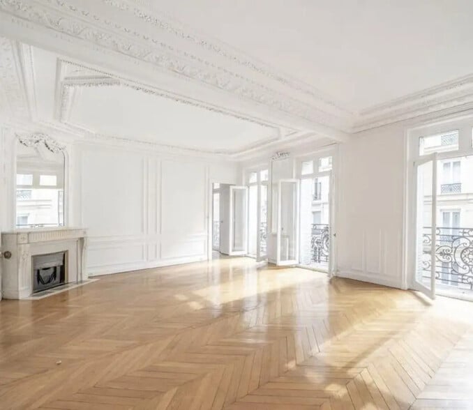 Office in Paris for lease - Interior Photo - Image 3 of 5