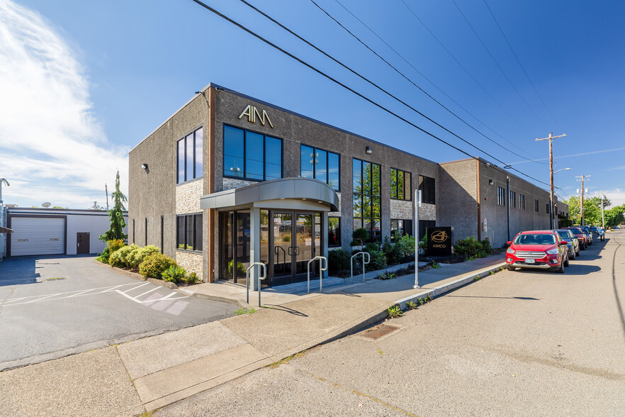 10000 SE Pine St, Portland, OR for sale - Primary Photo - Image 1 of 15