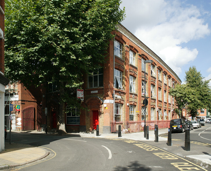 25 Horsell Rd, London for lease - Building Photo - Image 3 of 7