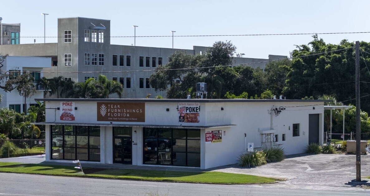 200-210 16th St N, Saint Petersburg, FL for sale Primary Photo- Image 1 of 1