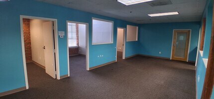 236 Forsyth St SW, Atlanta, GA for lease Interior Photo- Image 2 of 8