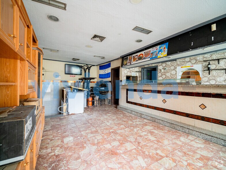 Retail in Madrid, Madrid for sale - Building Photo - Image 1 of 20