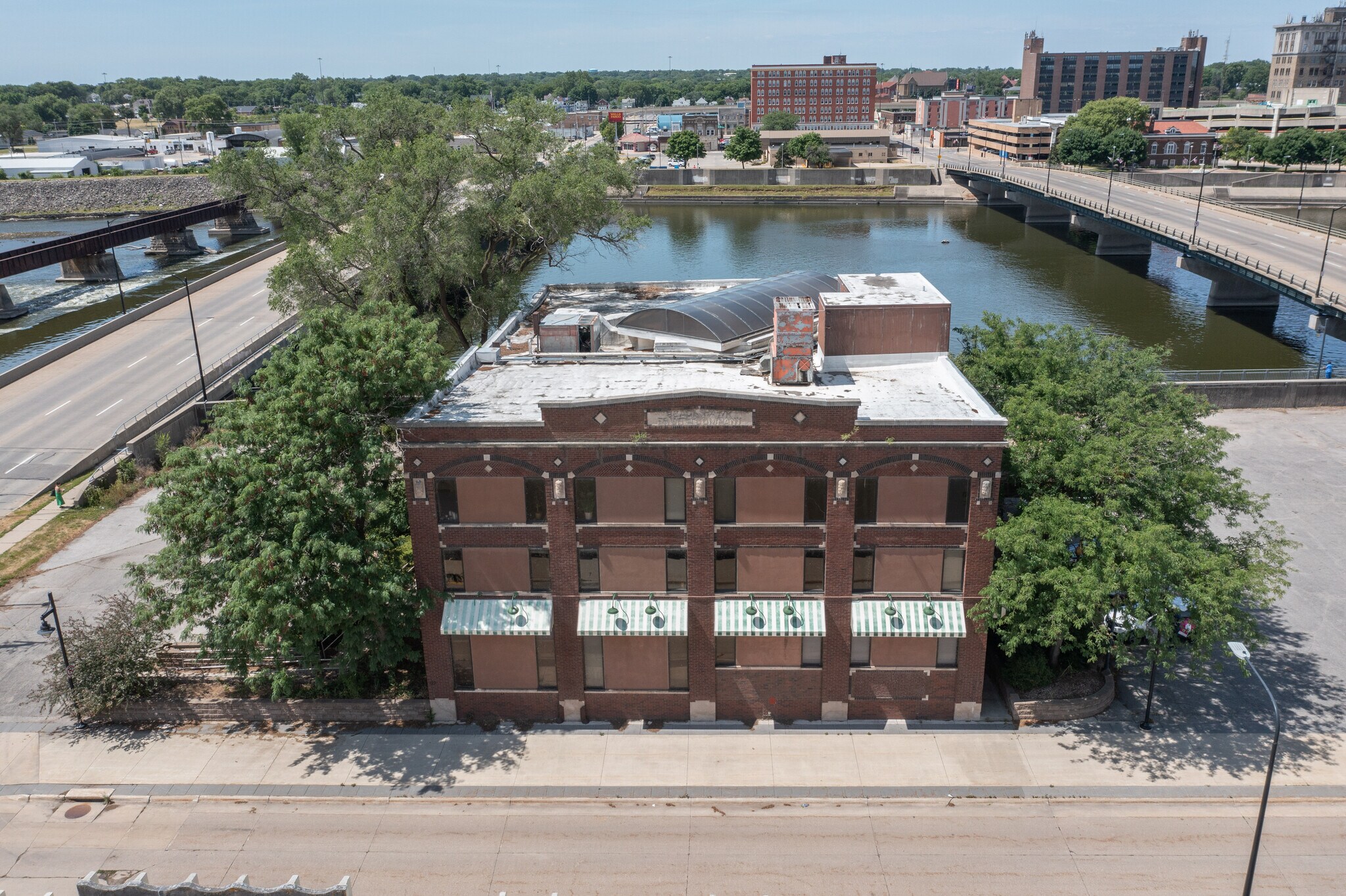 722 Water St, Waterloo, IA for sale Building Photo- Image 1 of 1