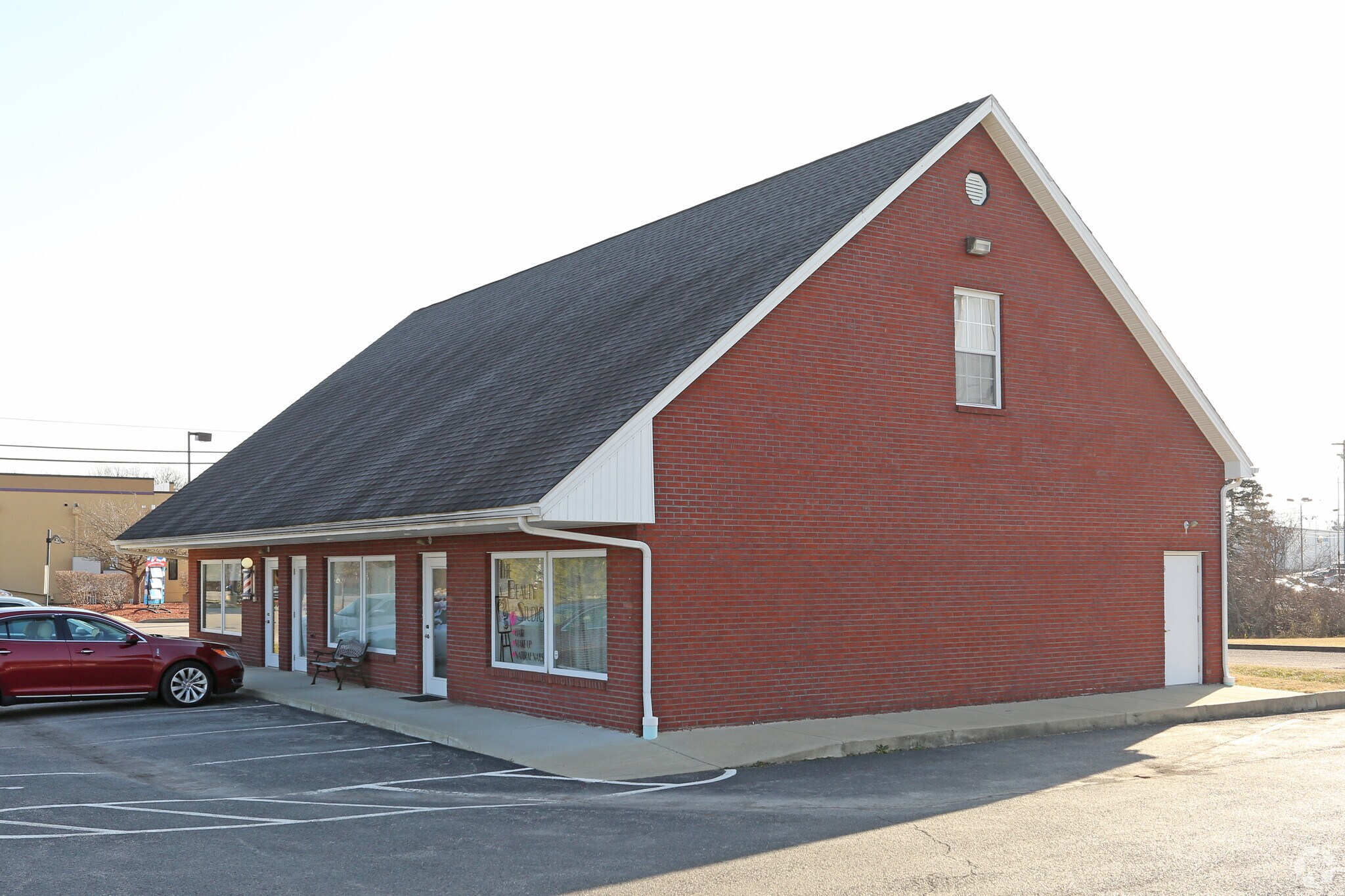 105 Lott Way, Radcliff, KY for sale Primary Photo- Image 1 of 1