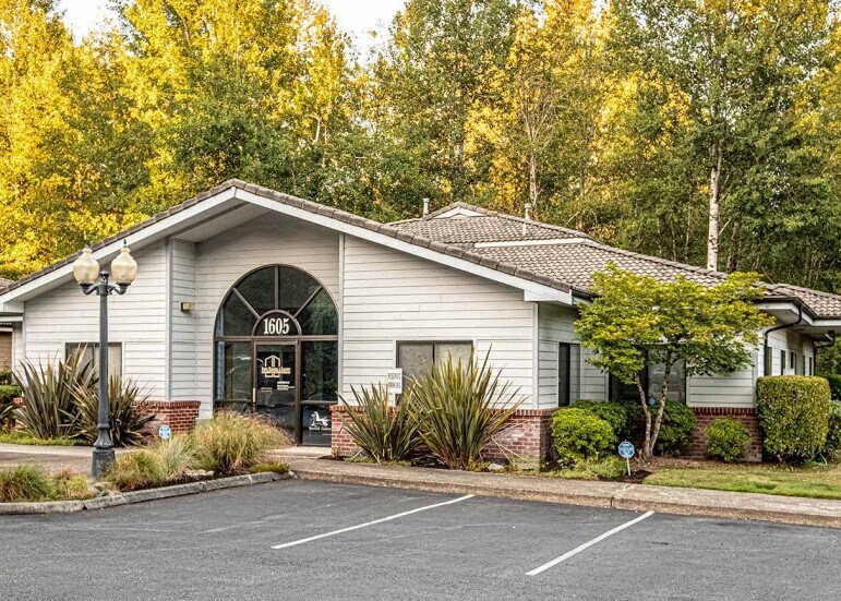 1605 Cooper Point Rd NW, Olympia, WA 98502