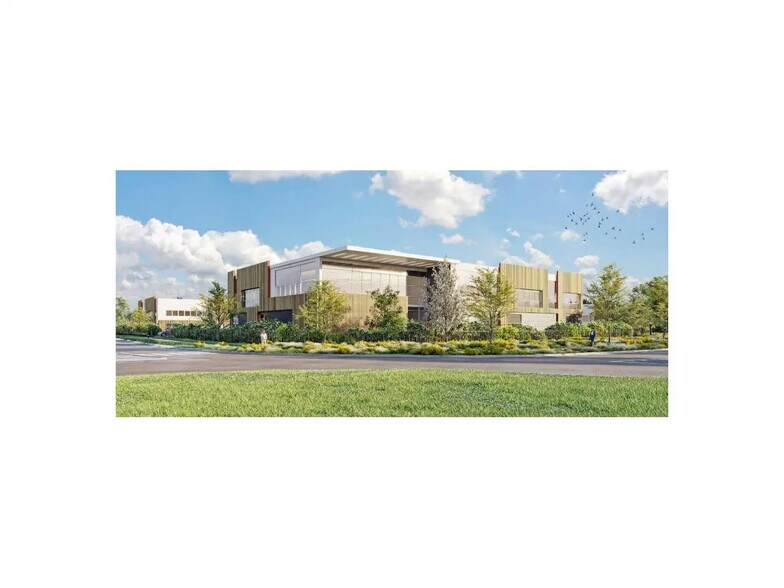 Office in Louvres for lease - Building Photo - Image 1 of 3