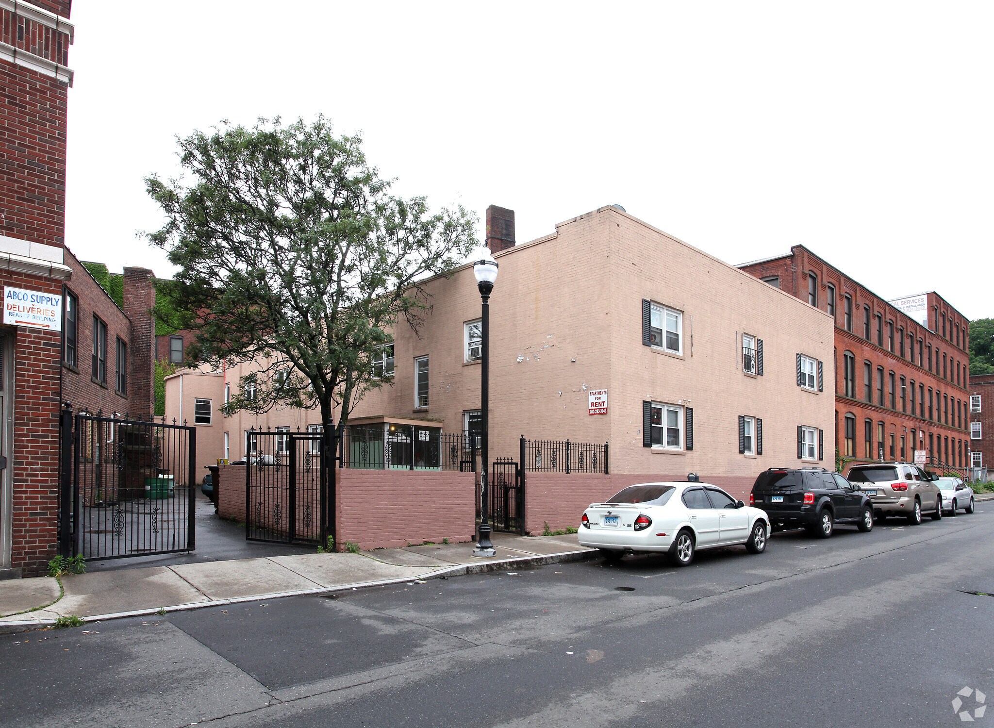 10 Walnut St, New Britain, CT for sale Primary Photo- Image 1 of 1