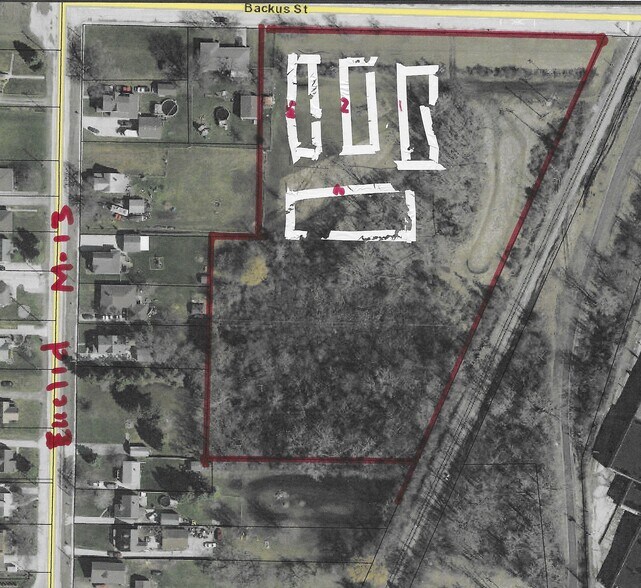 503 Backus Dr, Bay City, MI for sale - Building Photo - Image 2 of 3