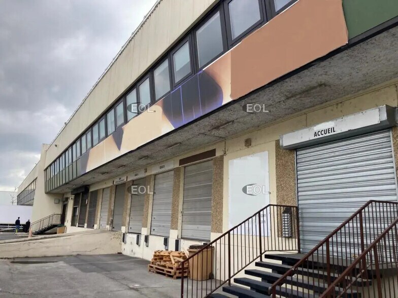 Flex in Vitry-sur-Seine for lease - Building Photo - Image 3 of 7