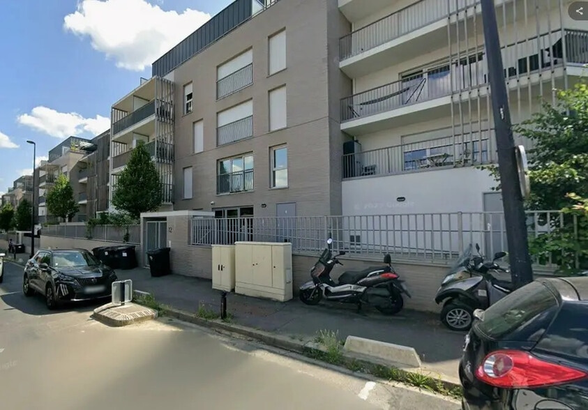 Office in Champigny-sur-Marne for sale - Building Photo - Image 1 of 5