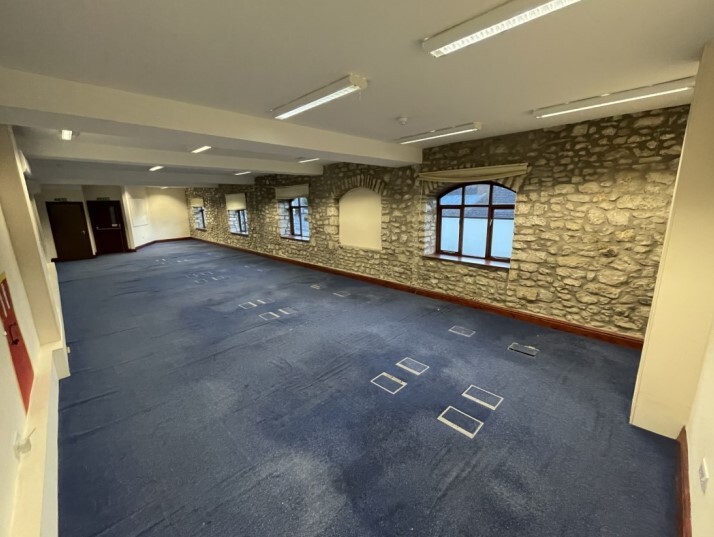 Brewery Ln, Shepton Mallet for lease Interior Photo- Image 1 of 6