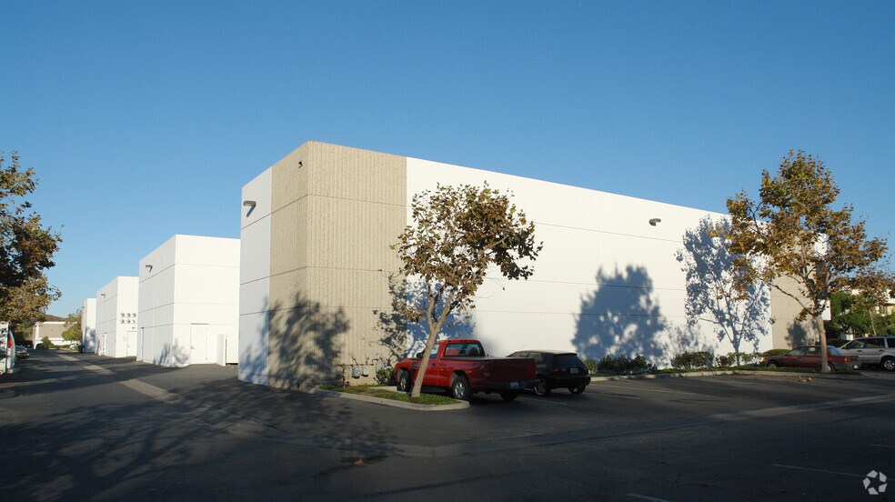 4730-4780 Calle Quetzal, Camarillo, CA for lease - Building Photo - Image 3 of 18