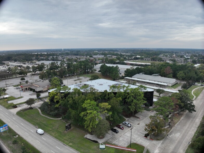 15425 North Fwy, Houston, TX for lease - Matterport Community - Image 3 of 16