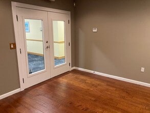 3400 S Tamiami Trl, Sarasota, FL for lease Interior Photo- Image 2 of 10