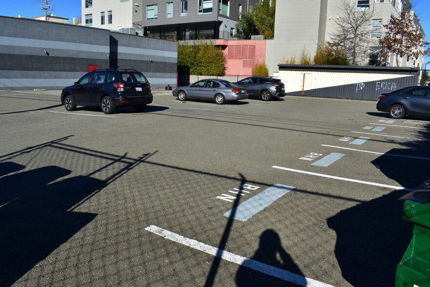 6460 Hollis St, Emeryville, CA for lease - Building Photo - Image 3 of 4