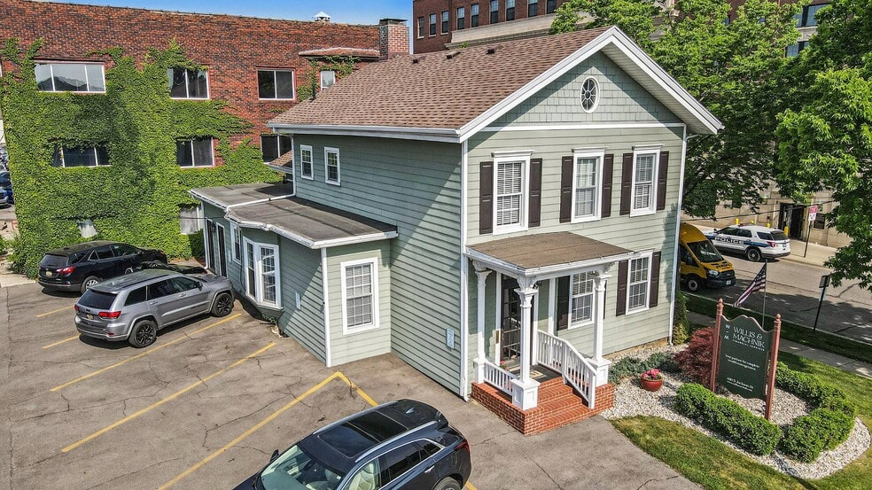 400 S Jackson St, Jackson, MI for sale - Building Photo - Image 1 of 1