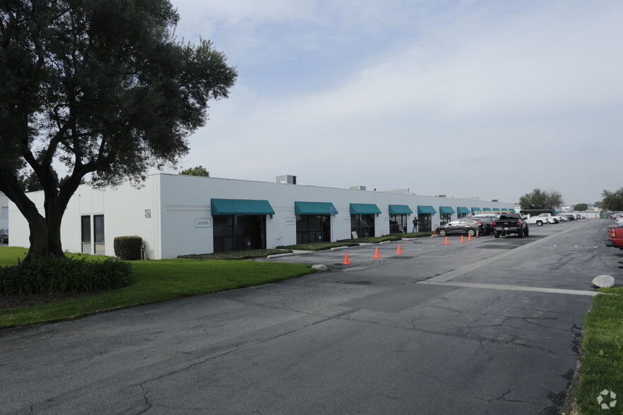 1129 E Dominguez St, Carson, CA for lease - Building Photo - Image 3 of 5