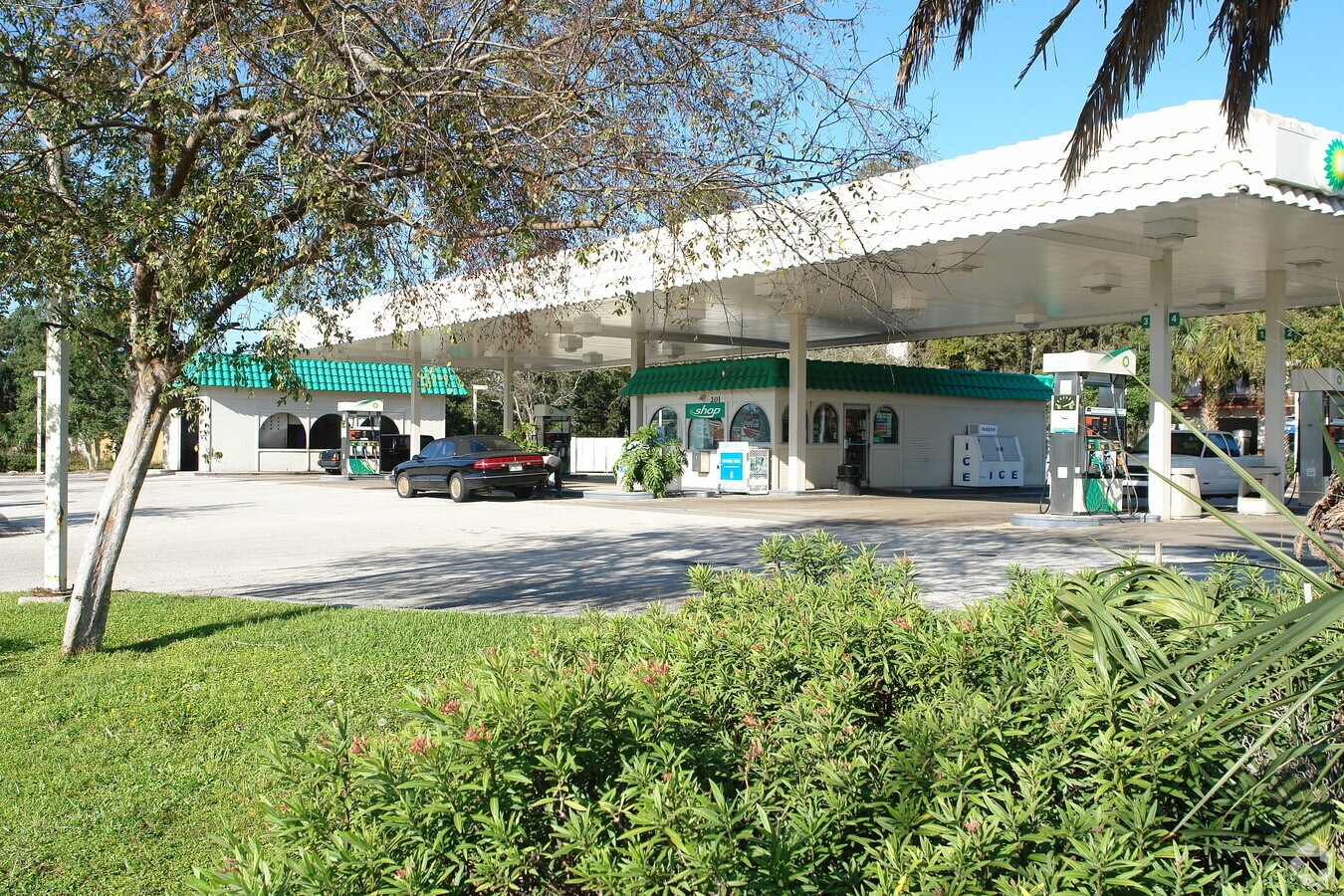 201 W Granada Blvd, Ormond Beach, FL 32174